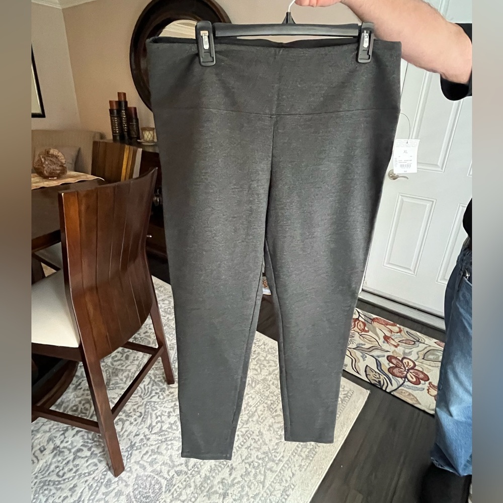 Liz Claiborne slacks/leggings.